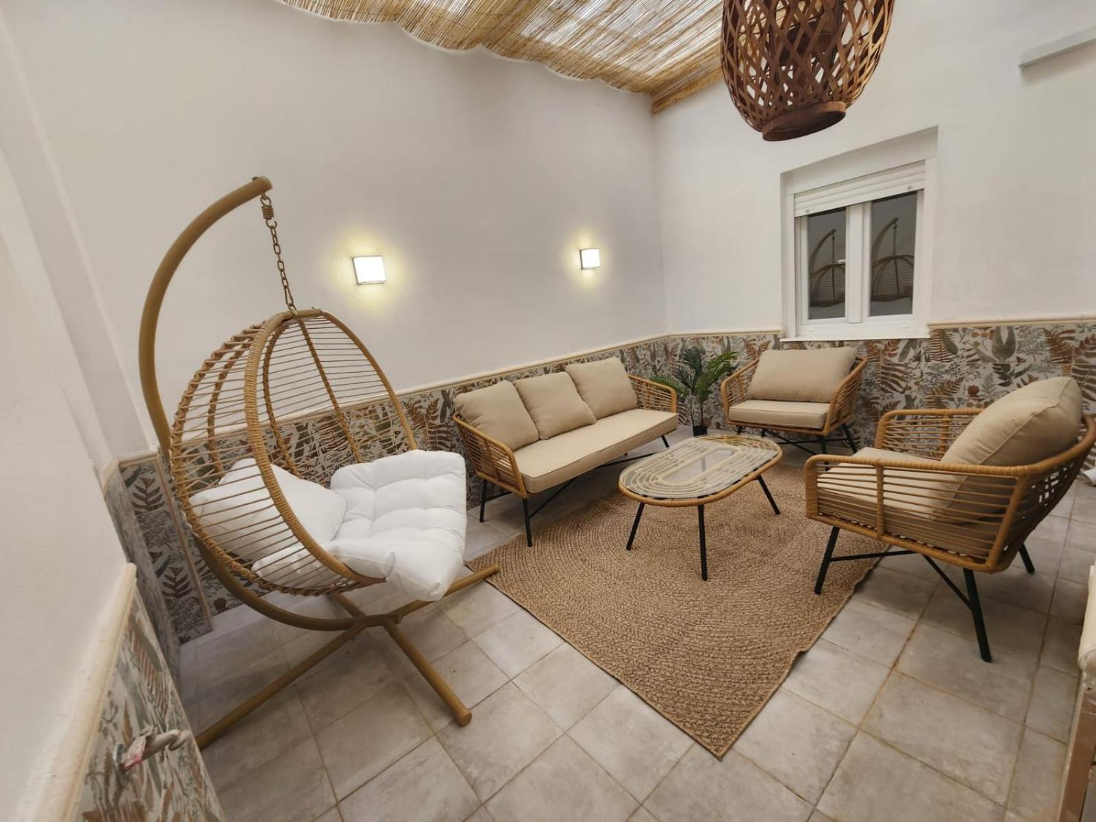 Virgen De Gracia Apartments Malaga Luaran gambar