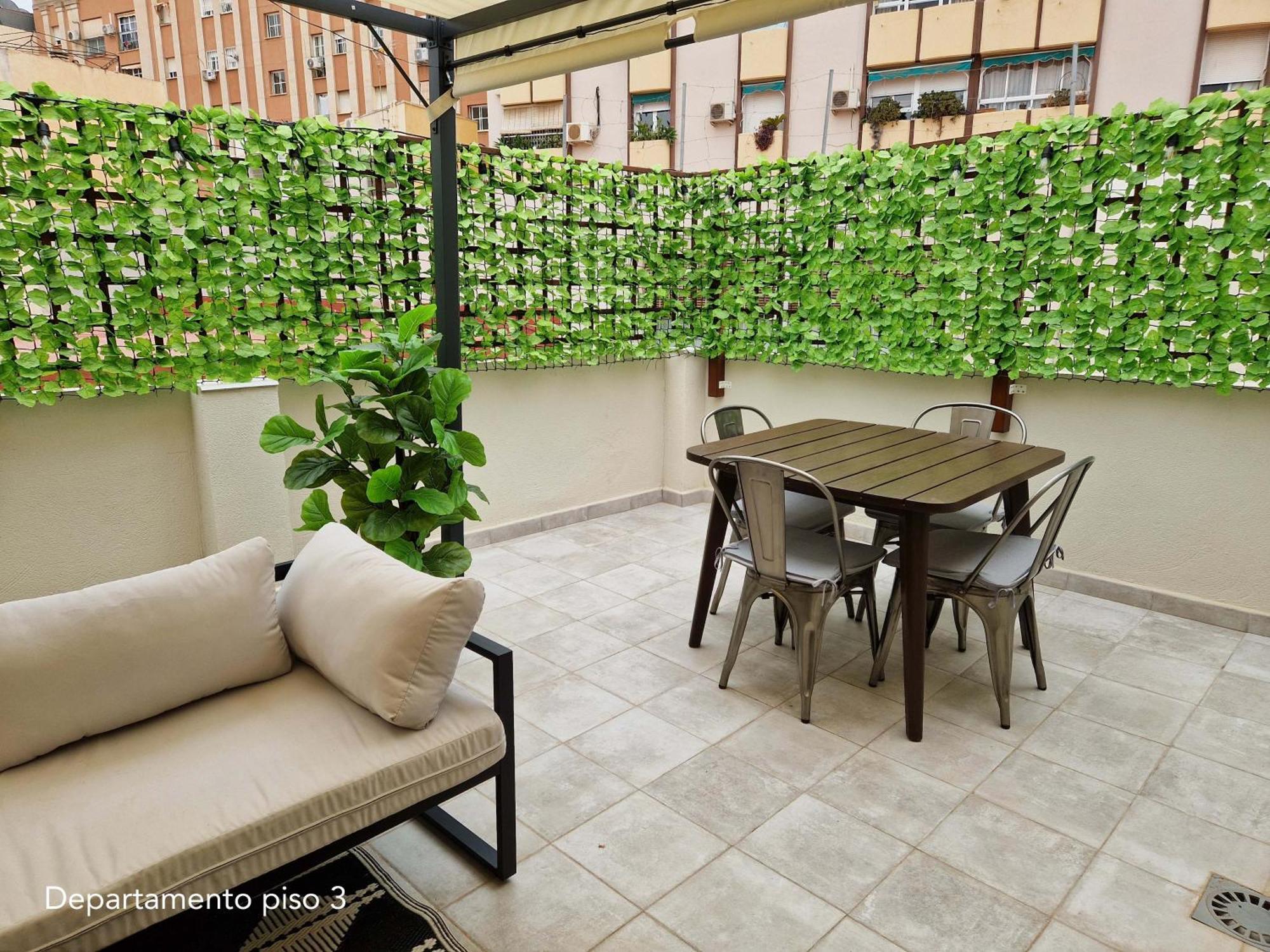 Virgen De Gracia Apartments Malaga Bilik gambar