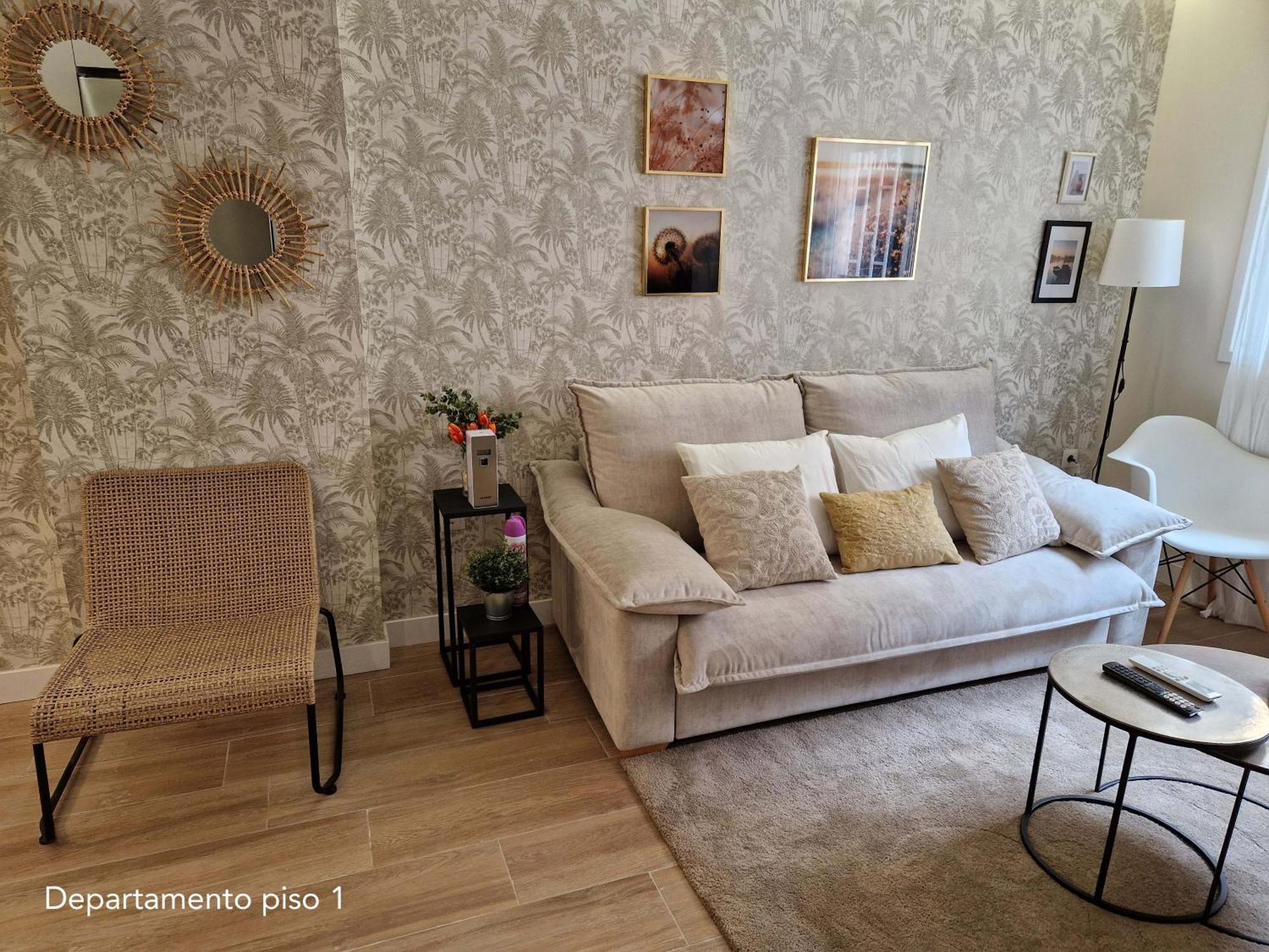 Virgen De Gracia Apartments Malaga Luaran gambar