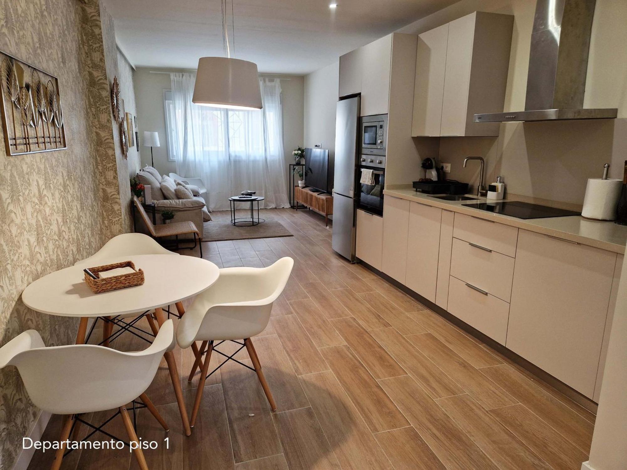 Virgen De Gracia Apartments Malaga Bilik gambar