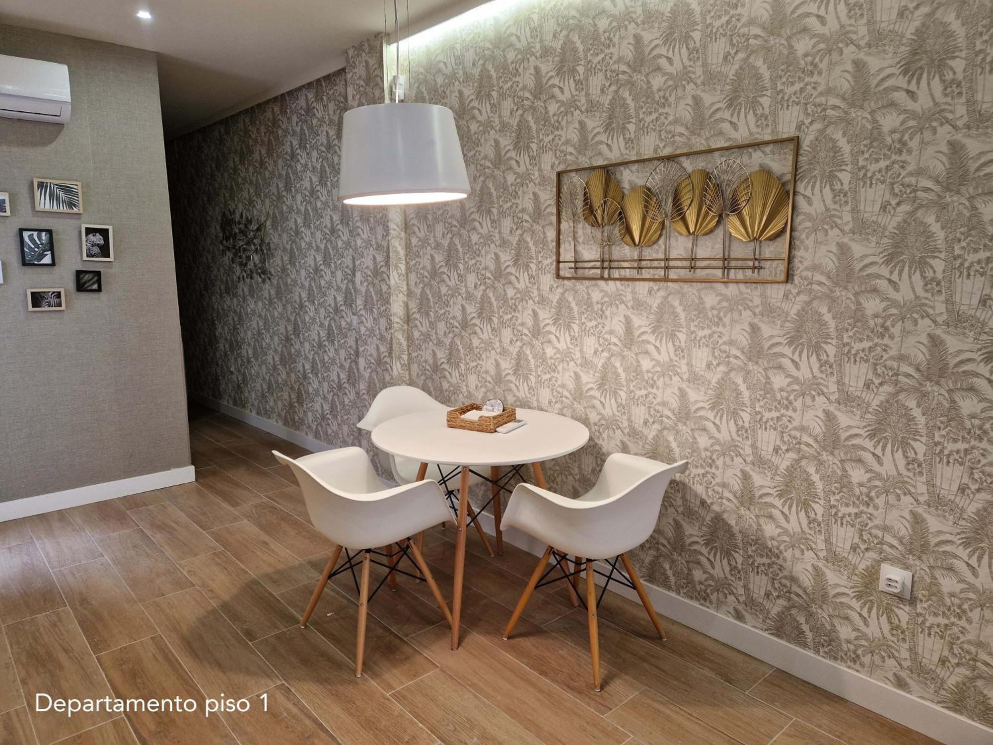 Virgen De Gracia Apartments Malaga Luaran gambar